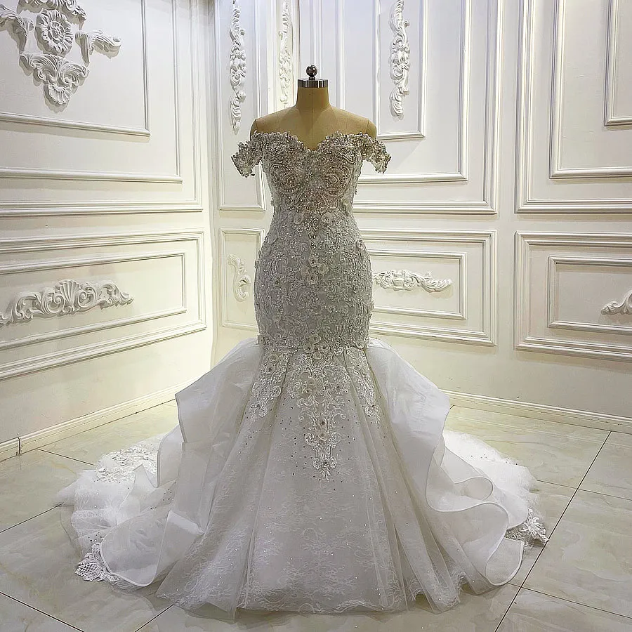 AM1062 High Quality Off Shoulder Lace Appliques 3D Flowers Detachable Skirt Wedding Dress