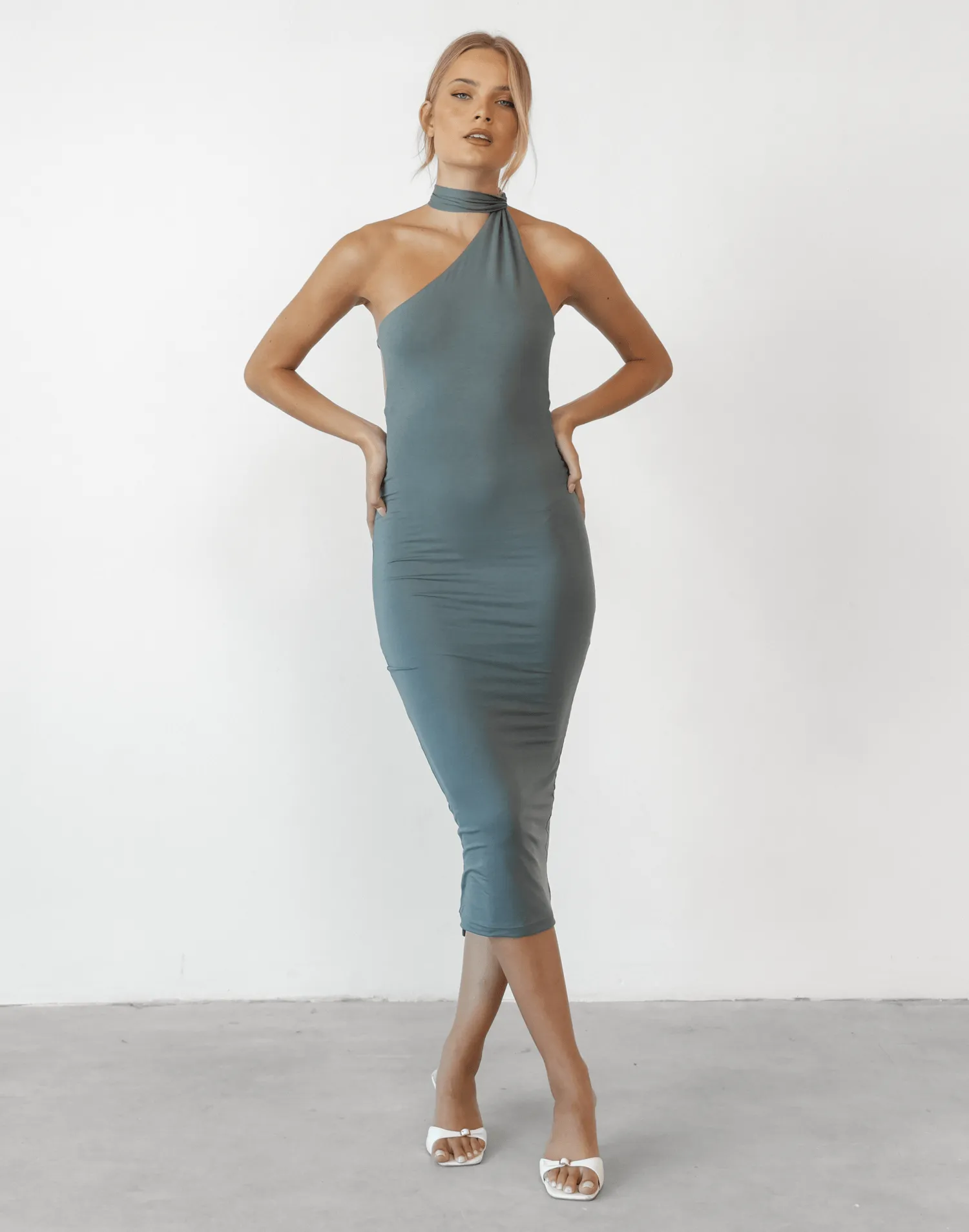 Larose Midi Dress (Charcoal)