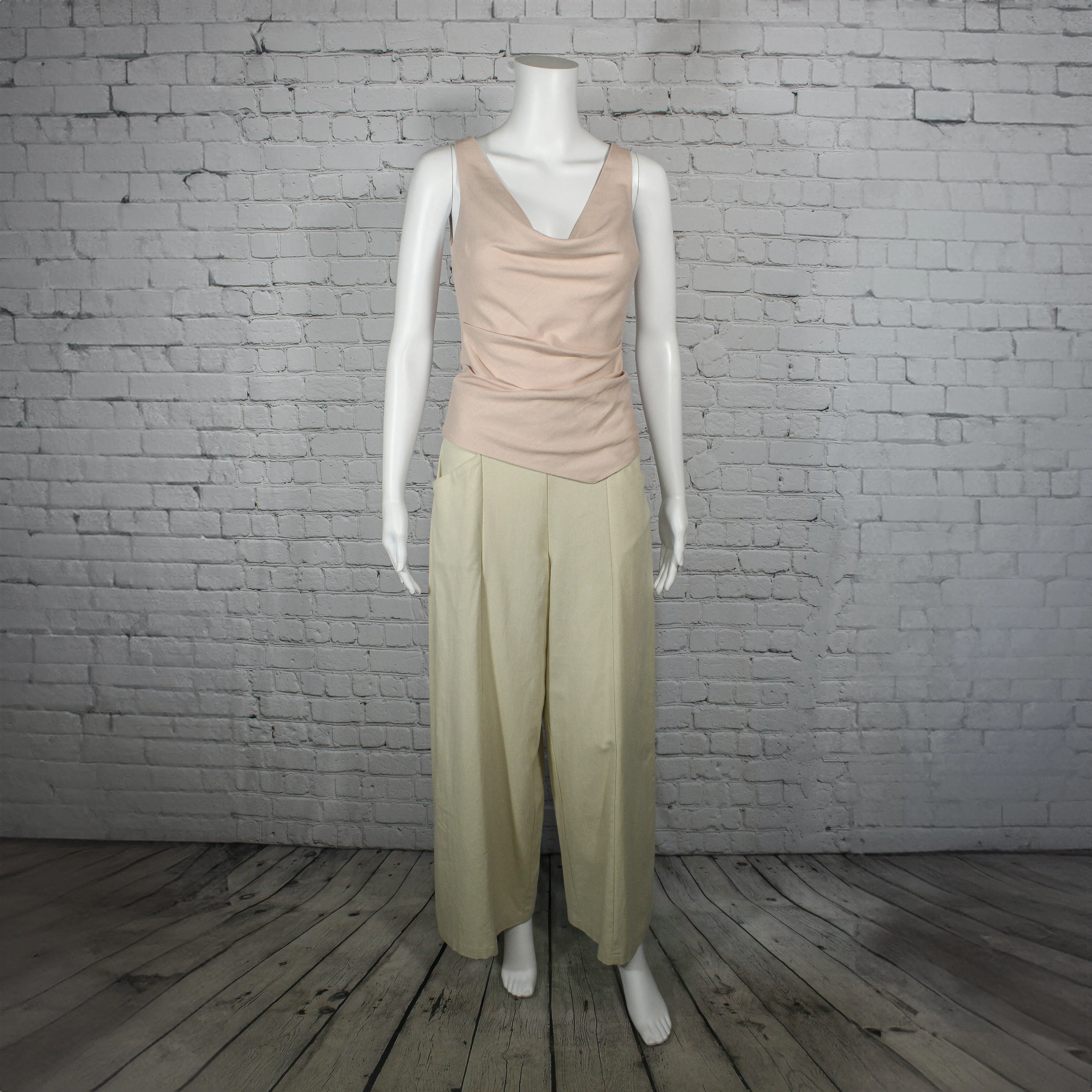 NEW! Phylliidae Top in Blush Linen Blend by Kim Schalk