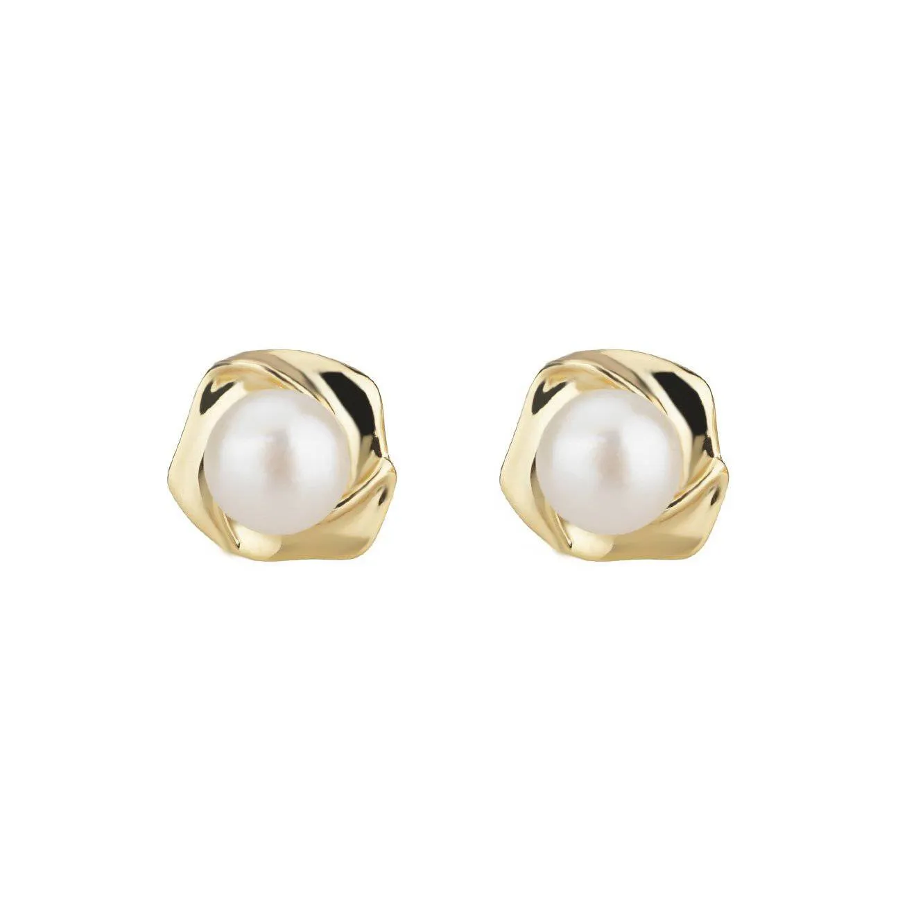 New Yorker Freshwater Pearl Earrings WE00166