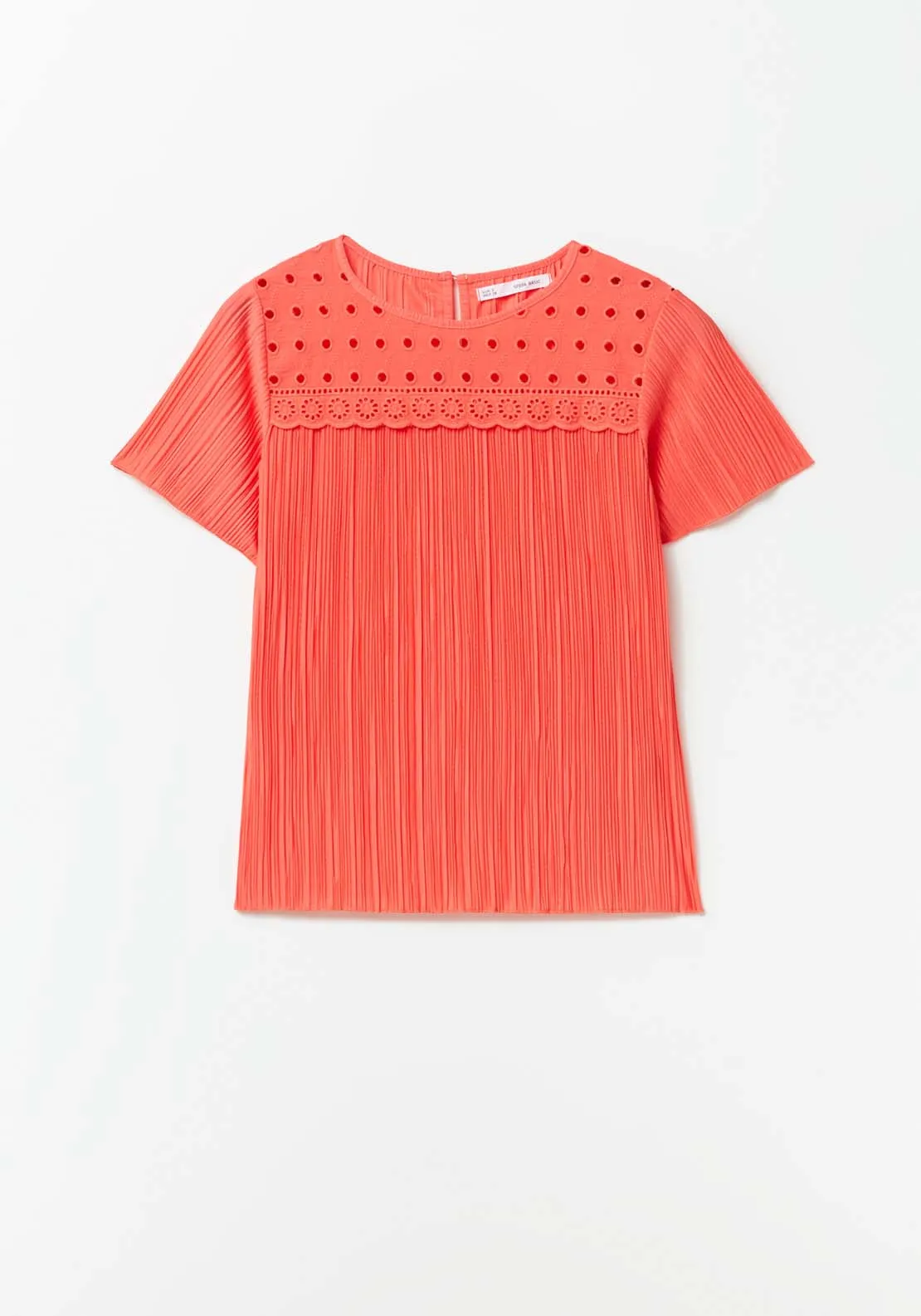 Pleated top